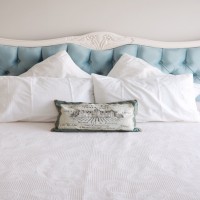 Gizem Hanım'ın aydınlık renklerle dekore ettiği vintage stil evi