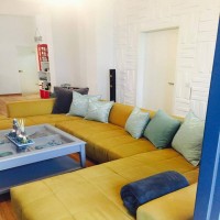 Bolca fikir alabileceğiniz cıvıl cıvıl bir ev..