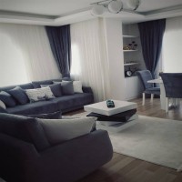 Serpil Hanım'ın turuncu ve mavilerle renklenmiş modern evi