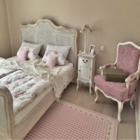  Feyza Hanım'ın göz alıcı bir sadeliğe sahip dekoru..