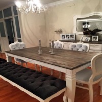 Koyu renklerle bir country ve vintage dekor