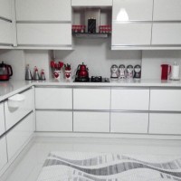 Sinem hanımın açık renklerle iç açıcı ve zevkli evi..