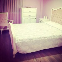 Doğal, country ve modern tarzların uyum içinde kullanıldığı harika ev