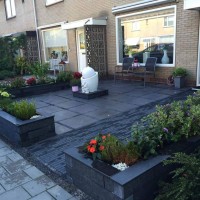 Sezen Hanım'ın mavi ve siyah ağırlıklı karakterli evi