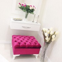 Ev Gezmesi: Her köşesinde çiçeklerle zarif ve ferah bir ev..