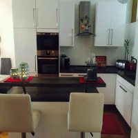 Bolca fikir alabileceğiniz cıvıl cıvıl bir ev..