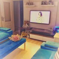 Sema Hanım'ın cıvıl cıvıl bahçe katı evinde ev gezmesindeyiz