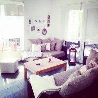 Fotolarına bakması bile içimizi ısıtan pembe ve gri ağırlıklı ev