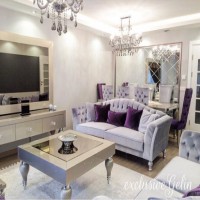 Ev Gezmesi: Şık renkler ve parlak kumaşlarla göz alıcı bir dekor..