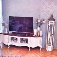 Serap Hanım'ın Futuristik Avangart Tarzı Farklı Evi