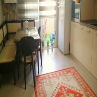 Nazife Hanım'ın mor ve ahşapla dekore ettiği sıcacık evi