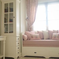 Nostaljik Şıklığın Hakim Olduğu Harika Bir Ev!