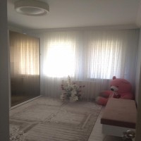 Beyza Hanım'ın bordo ağırlıklı zarif ve karakterli evi