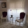 Merve hanımın mor, beyaz ve gümüş uyumunda klasik stil evi..