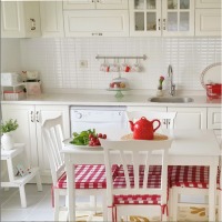 İjlal Hanım'ın İçimizi Isıtan Masalsı Evi...