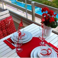 1 balkondan renk ve aksesuar değişimiyle 20 farklı balkon