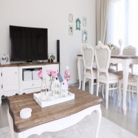 Gizem Hanım'ın aydınlık renklerle dekore ettiği vintage stil evi