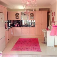 Begüm Hanım'ın pembe country mutfağı