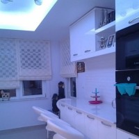 Baştan aşağı yenilenen bir evde, modern ve ferah bir dekor..