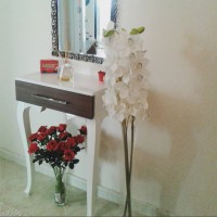 Doğru mobilya ve renk seçimleriyle çok ferah bir ev.