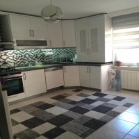 Beyza Hanım'ın bordo ağırlıklı zarif ve karakterli evi