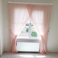 Ev Gezmesi: Her köşesinde çiçeklerle zarif ve ferah bir ev..