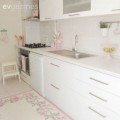 Bilgen hanımın pastel tonlarla, zarif ve iç açıcı mutfağı..