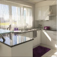 Oya Hanım'ın beyazlar içindeki şık evi