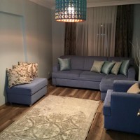 Fatma Hanım'ın özenli ve sıcak evinde ev gezmesindeyiz.