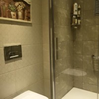 Fatma Hanım'ın özenli ve sıcak evinde ev gezmesindeyiz.