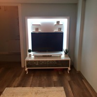 Fatma Hanım'ın özenli ve sıcak evinde ev gezmesindeyiz.