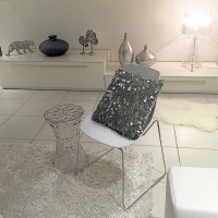 Oya Hanım'ın beyazlar içindeki şık evi