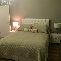 Fatma Hanım'ın özenli ve sıcak evinde ev gezmesindeyiz.