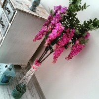 Vurgulu renklerle huzur dolu bir dekor..