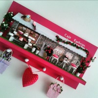 Vurgulu renklerle huzur dolu bir dekor..