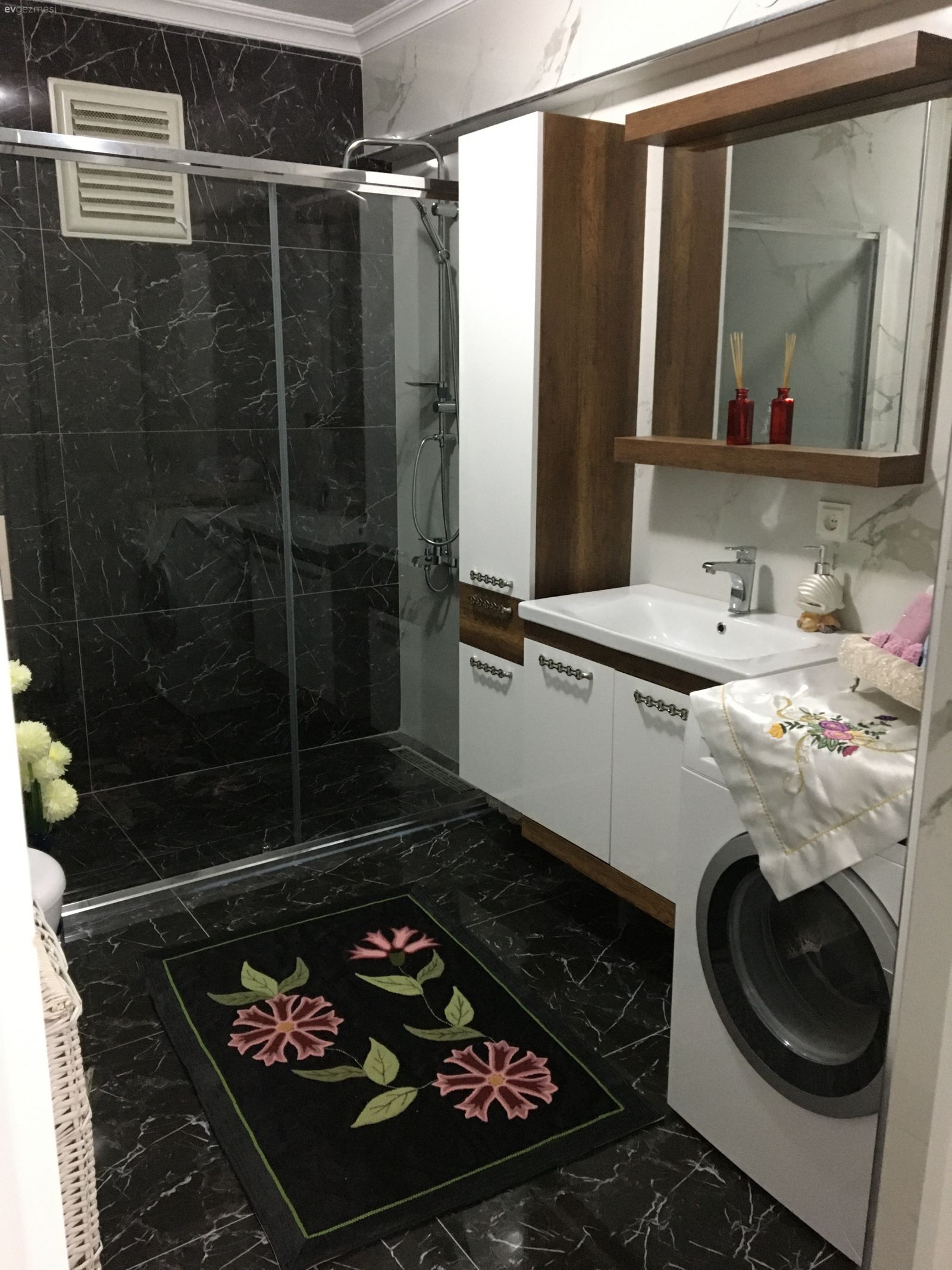 Evimle ilgili yorumlarınızı bekliyorum ☺️