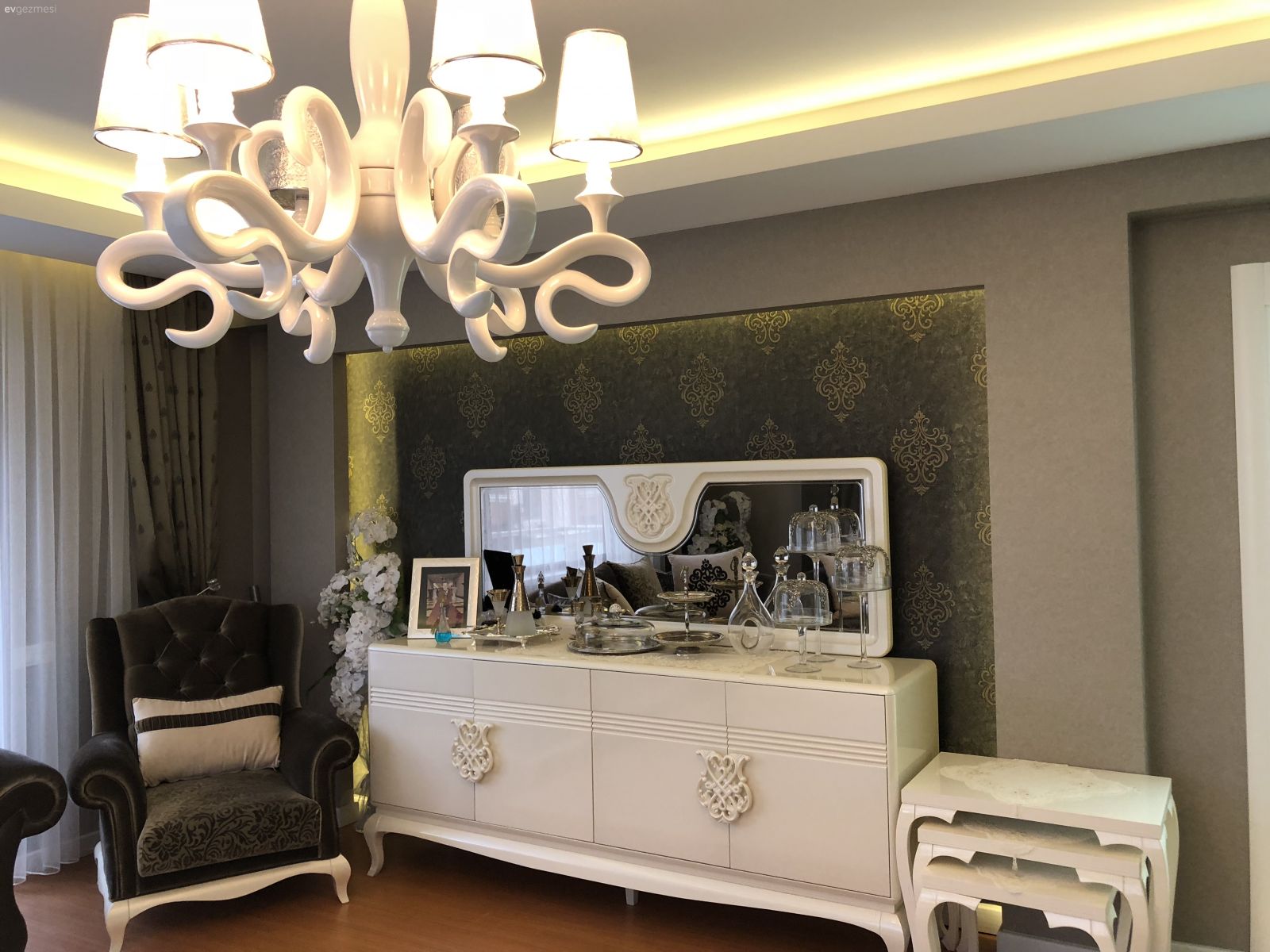 Beyaz ev aşkı❤️