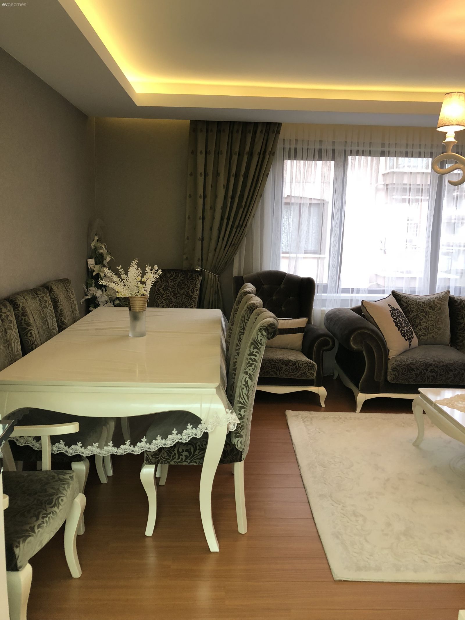 Beyaz ev aşkı❤️