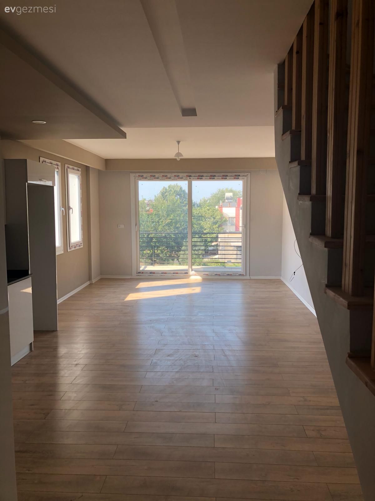 Oturma odası  takımım için yardımcı olun lütfen