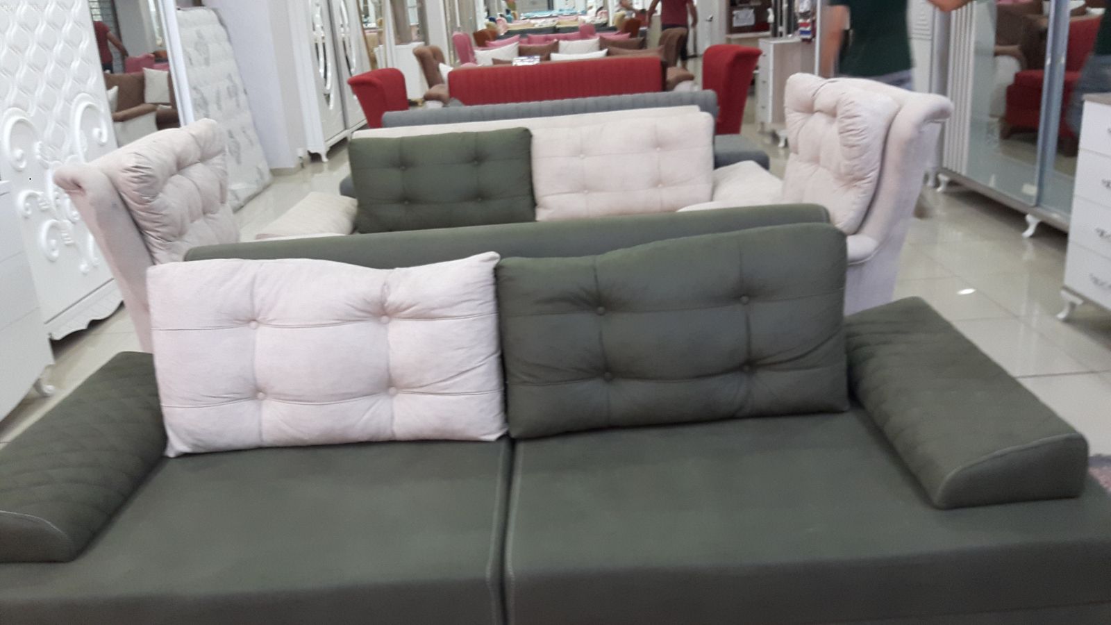 Oturma odası  takımım için yardımcı olun lütfen