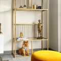 Açık Renklerin Hüküm Sürdüğü Bu Evde Sarı Vurgular Tam Kararında