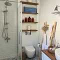 Çeşme'deki Bu Banyo Evin Samimi Ruhunu Yansıtıyor!