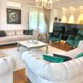 Beyaz Koltuk Kombinleri: Sitemizdeki Evlerden Örnekler