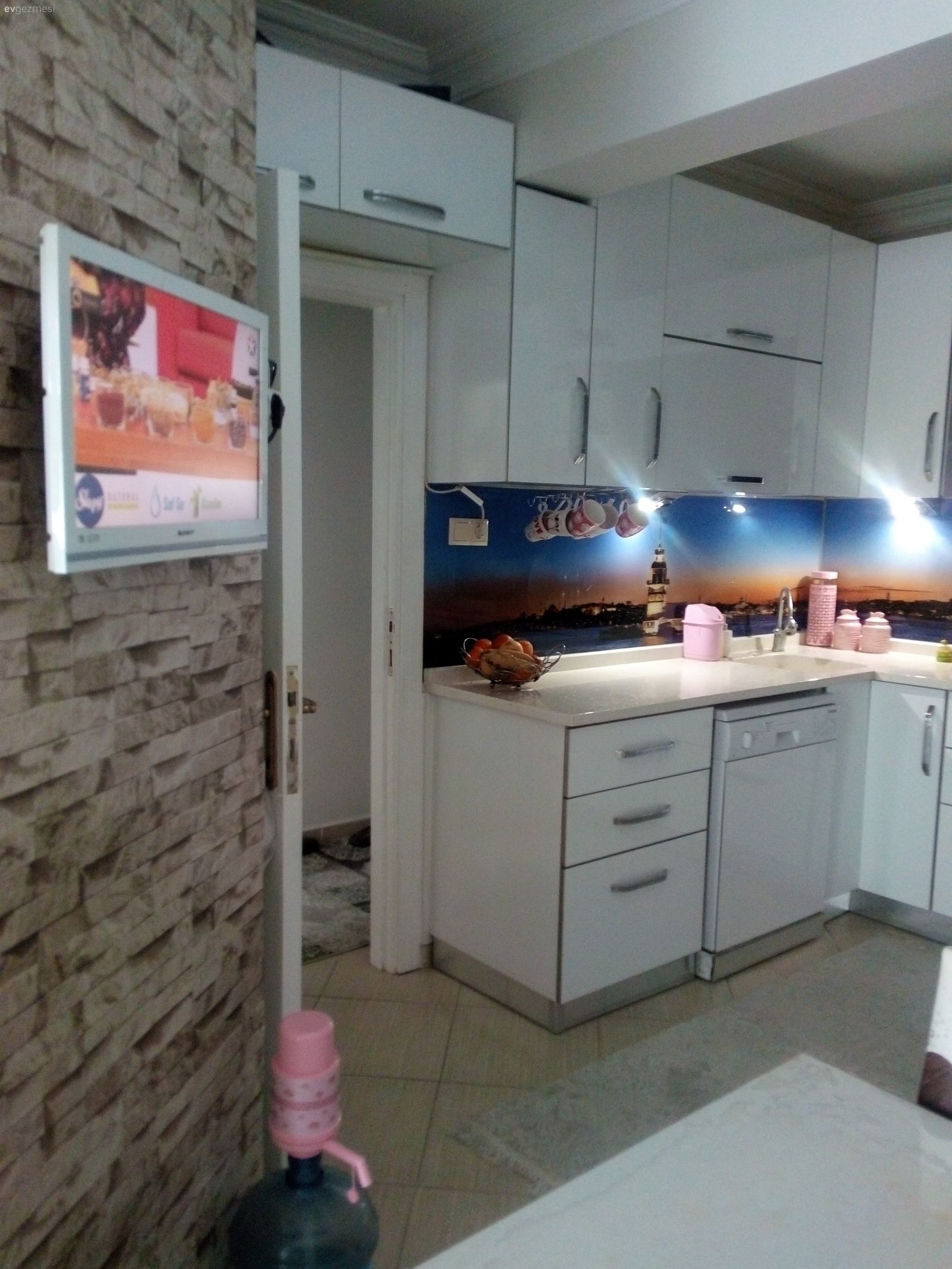 Baştan yaptırdığım mutfağım