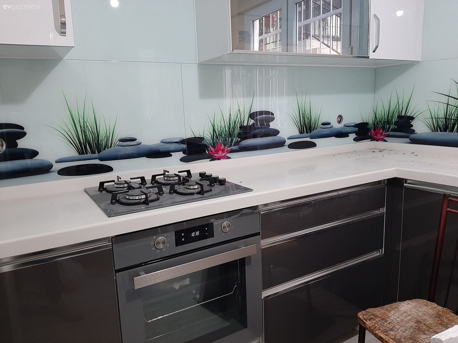 Mutfak Tezgah Arası Cam Panel