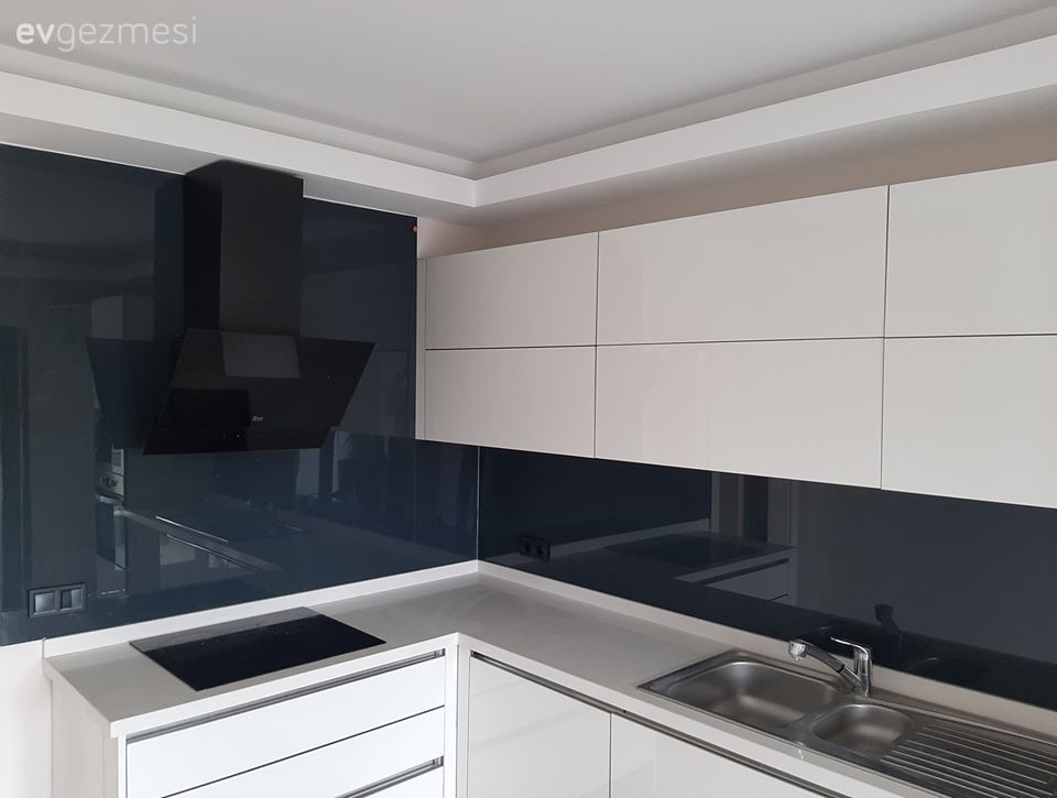 Mutfak Tezgah Arası Cam Panel