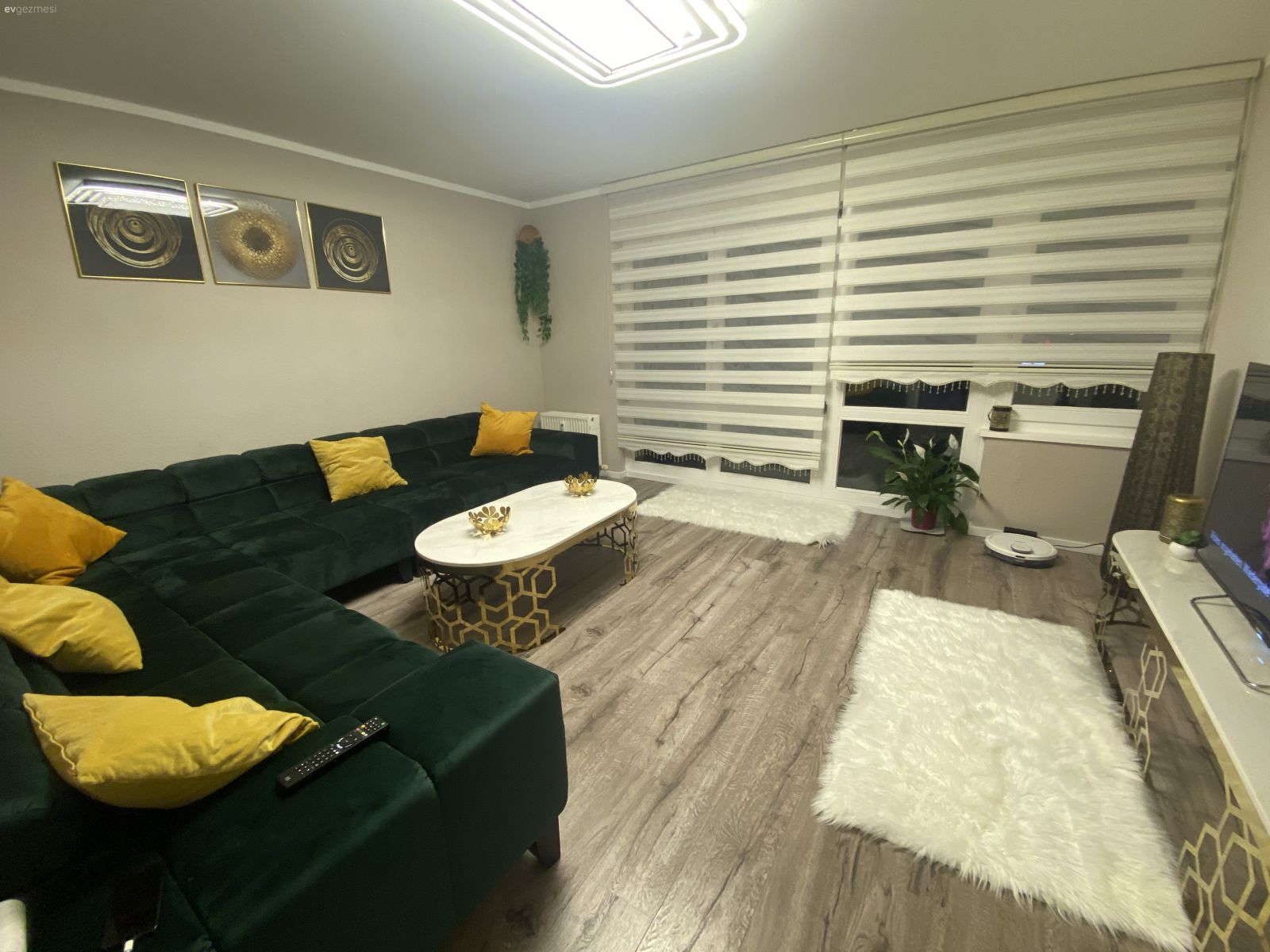 Buda benim oturma odan ve mutfagim