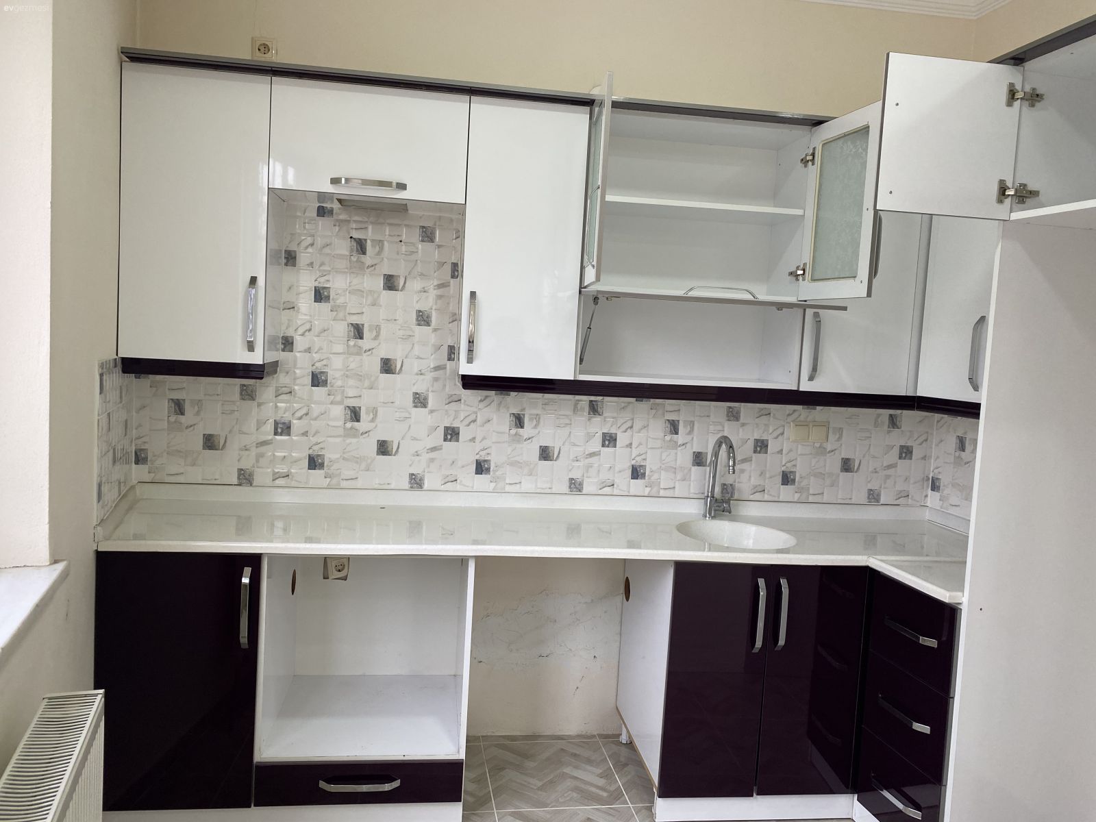 Yeni evlenicem lütfen yardım edin