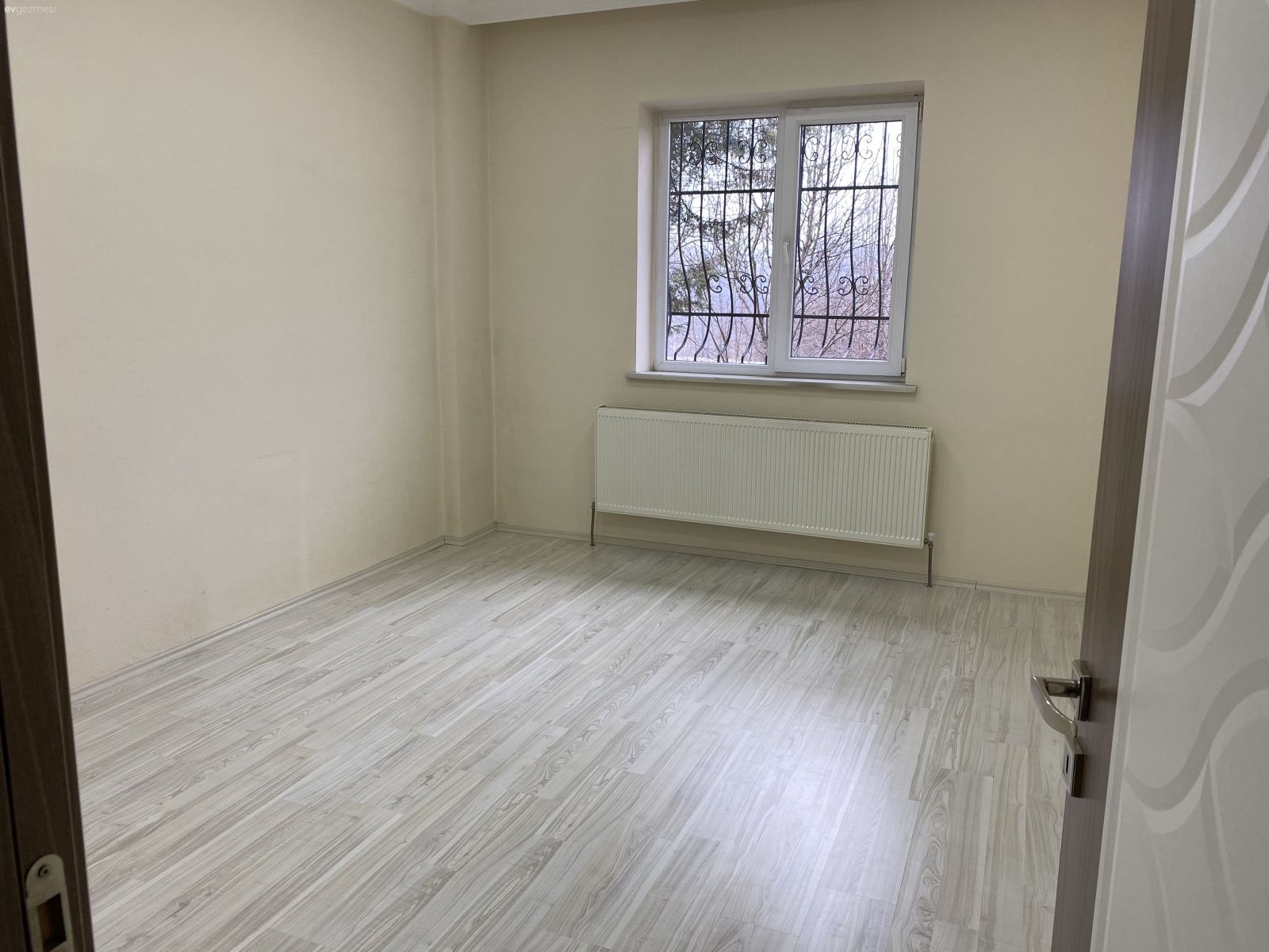 Yeni evlenicem lütfen yardım edin