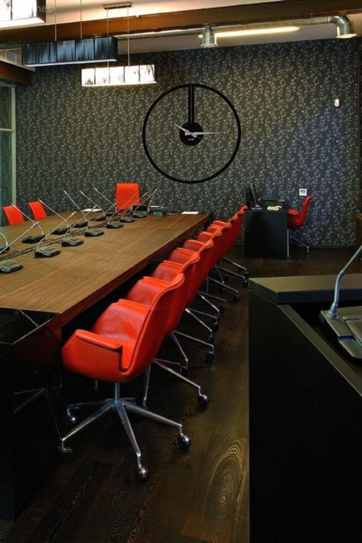 Minimalist Duvar Saatleri